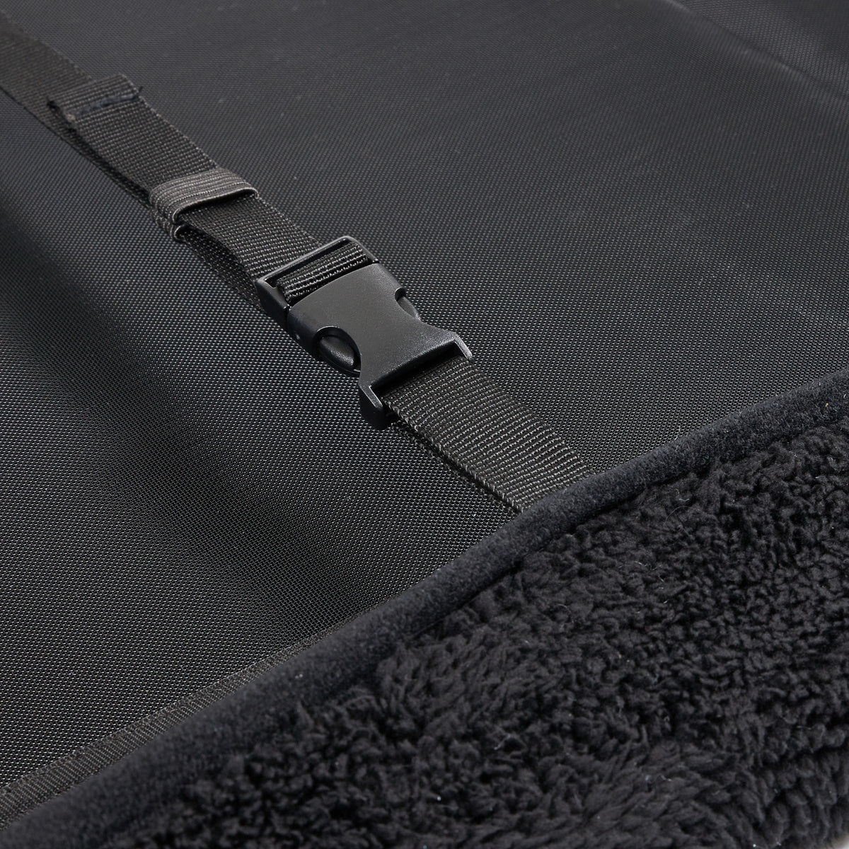 Black Fleece / Regular